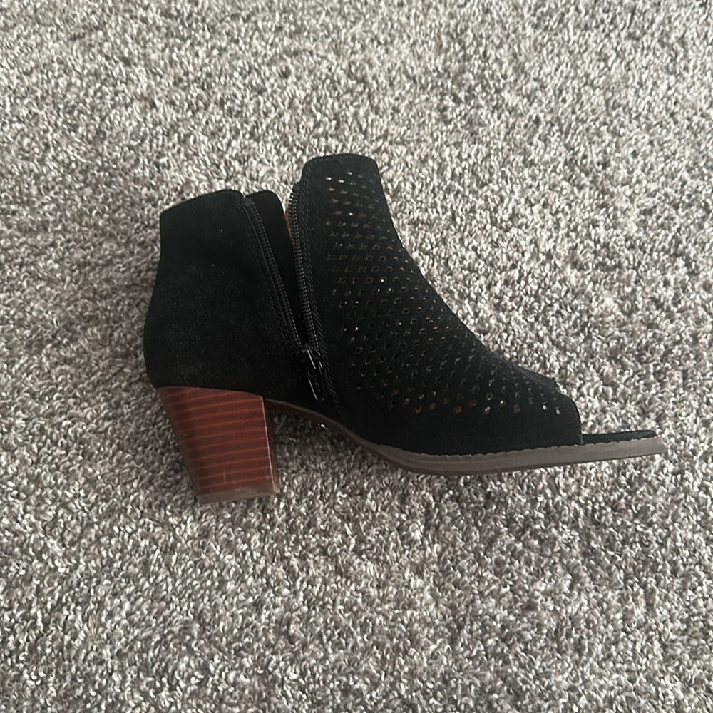 Vionic Booties - Picture 9 of 11